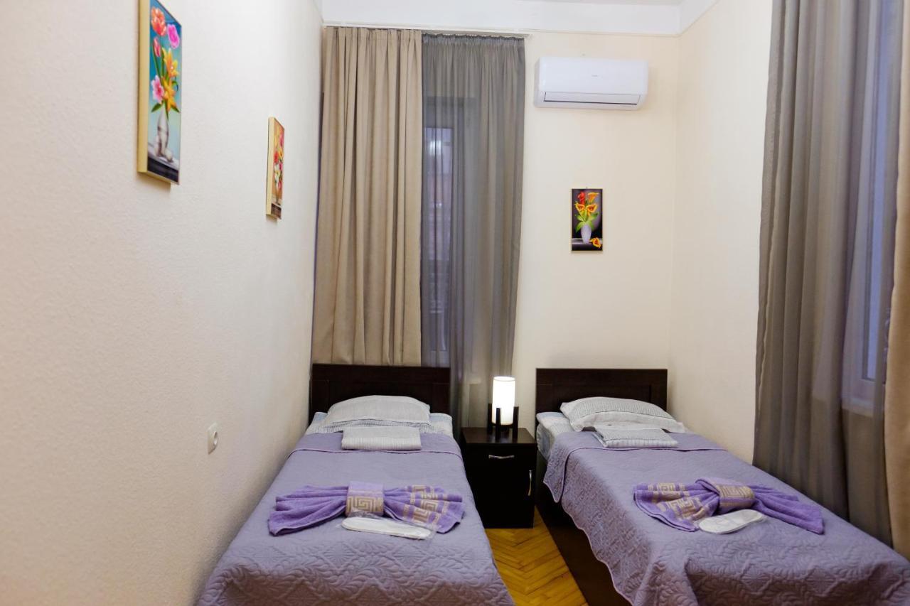Apartment Rome Tbilisi Bagian luar foto